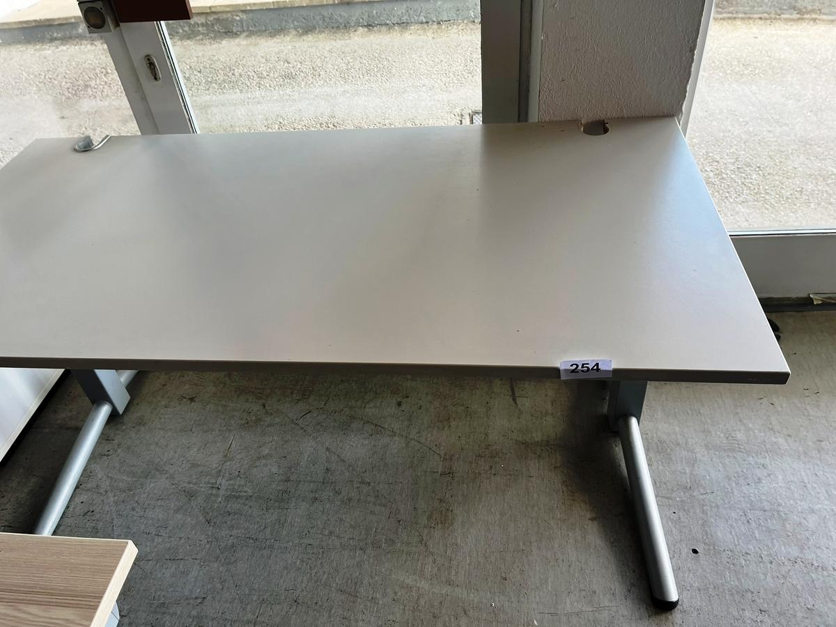 Schreibtisch 160/80 cm