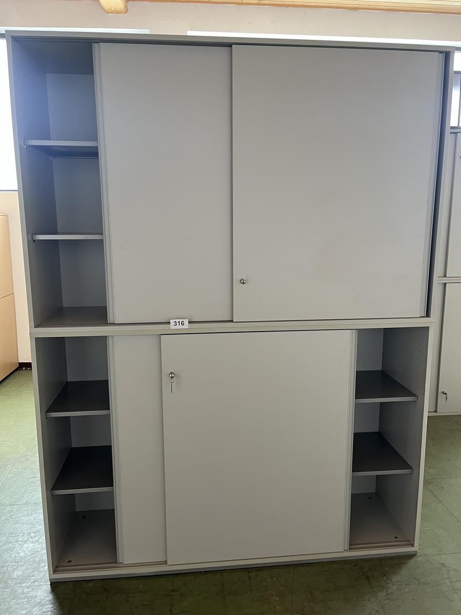 2 Stück Aktenschränke 160/110 cm mit Schiebetüre grau
