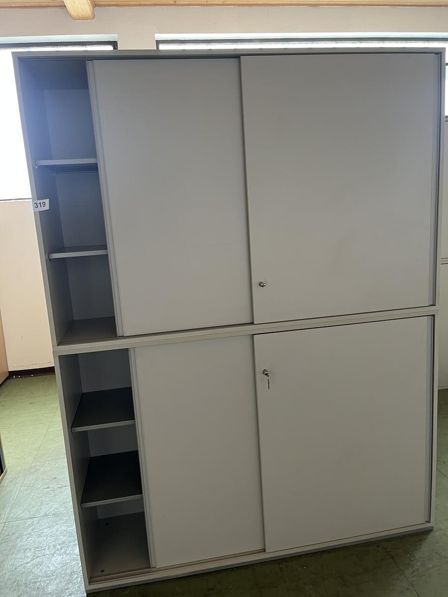 2 Stück Aktenschränke 160/110 cm mit Schiebetüre grau