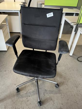 Bürodrehstuhl Kramer DeLuxe schwarz Bürodrehstuhl Kramer DeLuxe schwarz