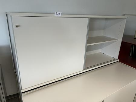 Aktenschrank 160/78 cm mit Schiebetüre 2 Ordnerhöhen Aktenschrank 160/78 cm mit Schiebetüre 2 Ordnerhöhen