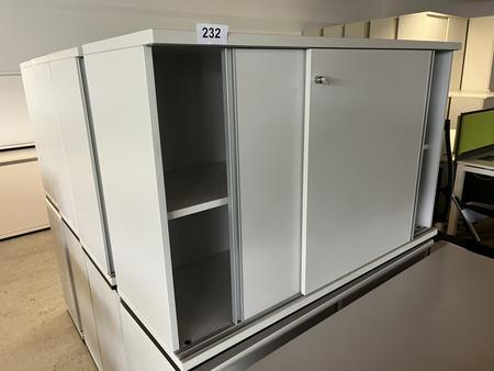 Aktenschrank 120/78 cm mit Schiebetüre 2 Ordnerhöhen Aktenschrank 120/78 cm mit Schiebetüre 2 Ordnerhöhen