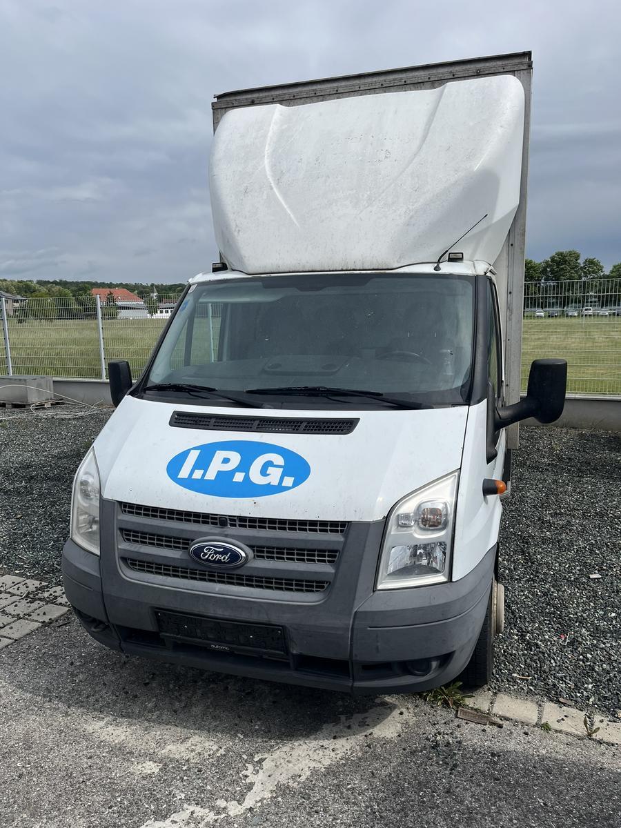 Ford Transit mit Kofferaufbau, B - Fahrzeug, mit Hebebühne, Motorschaden, BJ 03/2013, weiß, Diesel, 114 kW,  Doppelbereifung hinten,  303.491 KM, Fahrgestellnummer WF0FXXTTFFCL38809?d=2025-05-21 20:56:35