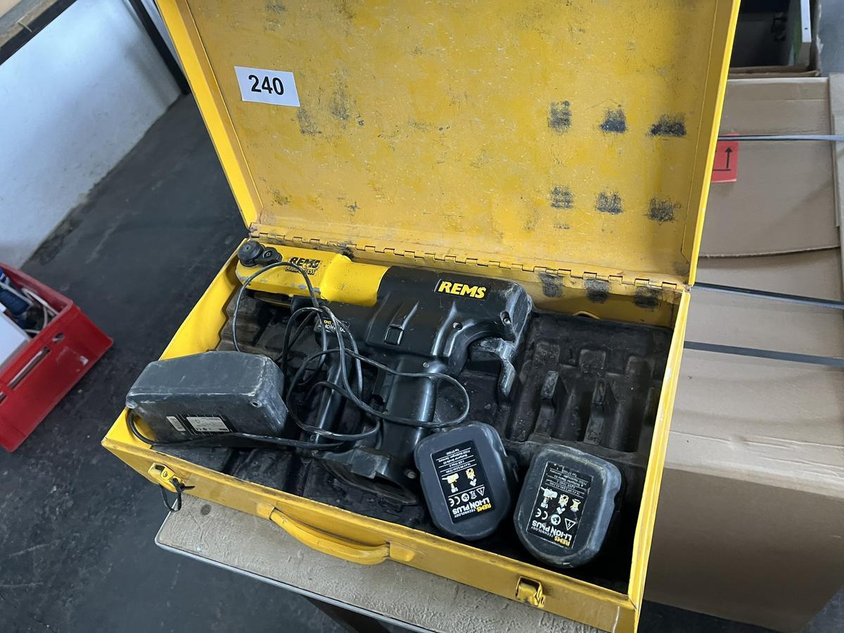 REMS AKKU PRESS U/ION Plus mit Akkus?d=2025-05-23 13:15:45