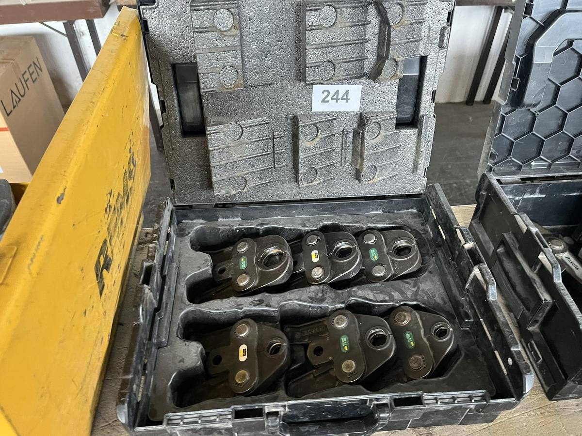 6 Stück Raxofix unterschiedliche Größen?d=2025-05-23 20:22:22