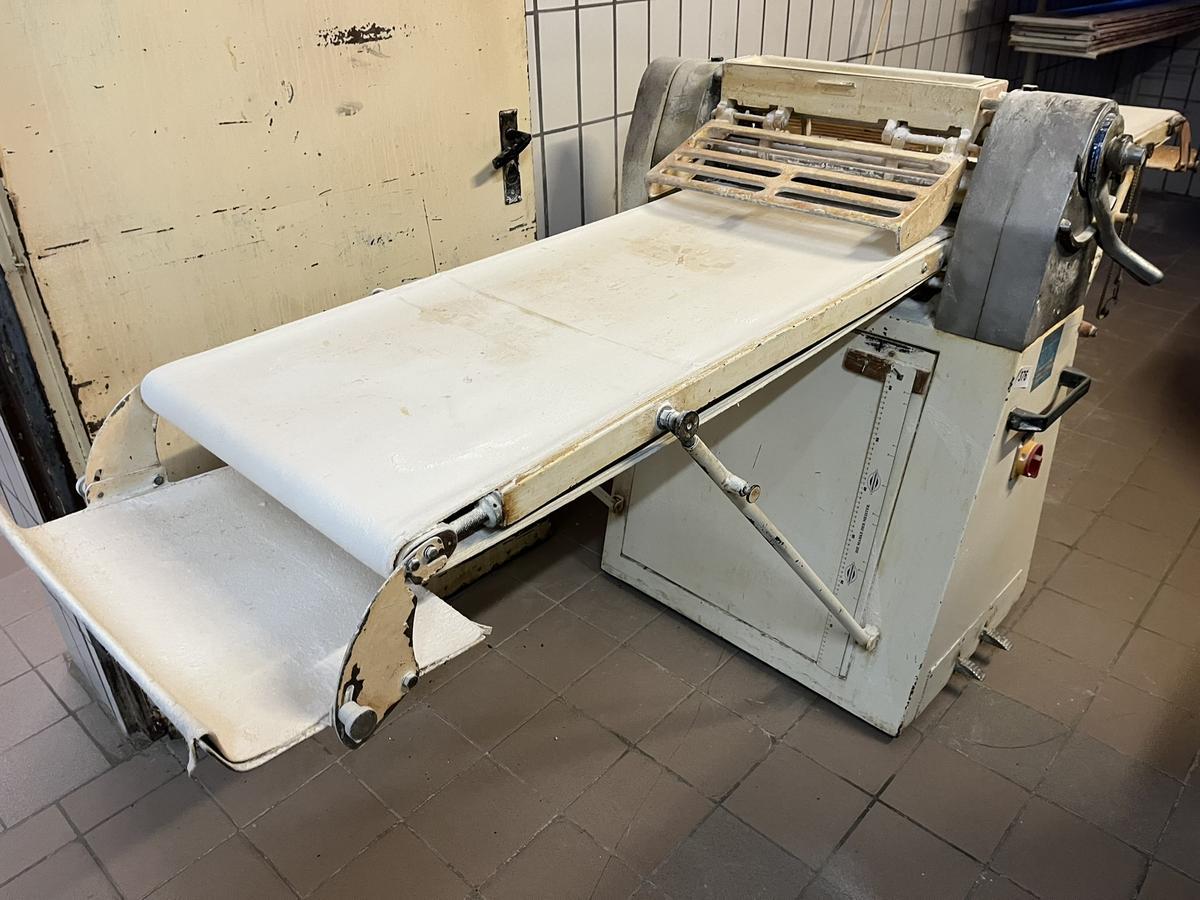 Mehlhammer Teigausrollmaschine 500 mm Band - ca. 2500/500 mm?d=2025-05-23 11:03:24
