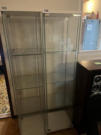 Glasvitrine mit 4 Fachebenen 40 x 35 x 150 cm Glasvitrine mit 4 Fachebenen 40 x 35 x 150 cm