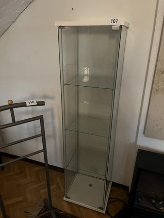Glasvitrine mit 4 Fachebenen 40 x 35 x 150 cm Glasvitrine mit 4 Fachebenen 40 x 35 x 150 cm