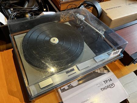 Plattenspieler DHORENS DT14 Plattenspieler DHORENS DT14