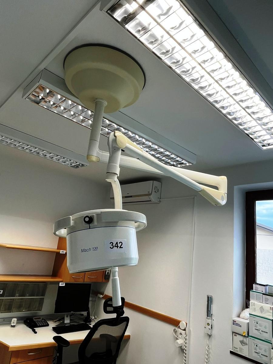 MACH 130 Untersuchungsleuchte mit Deckenmontage für Diagnose