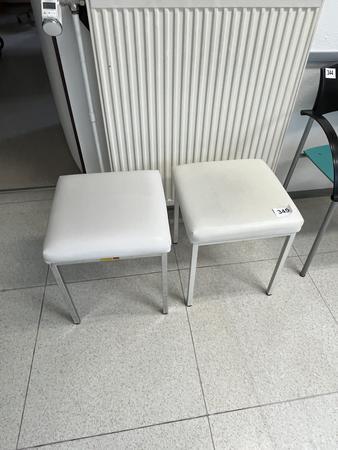 2 Stück Patientenhocker 2 Stück Patientenhocker