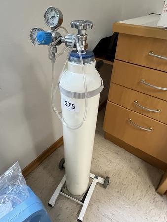 Sauerstoffflasche mit Amatur Sauerstoffflasche mit Amatur