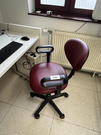 Bürodrehstuhl mit Armlehne Bürodrehstuhl mit Armlehne
