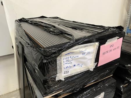 1 Palette Paneele schwarz 1290/190/19 88 Stck