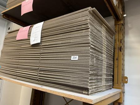 127 Stck Karton 1070/620/80 mm