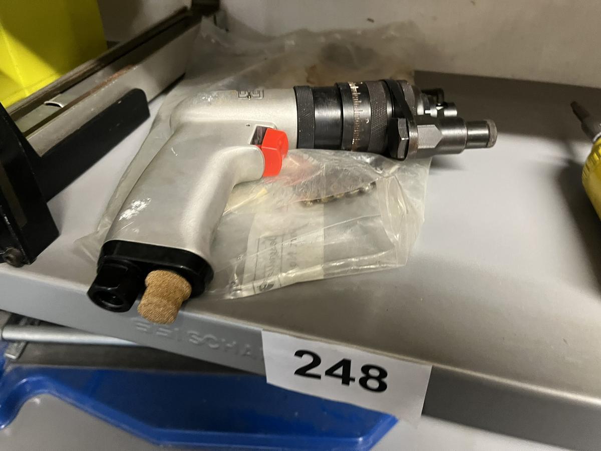 Pneumatische Bohrmaschine?d=2025-06-18 12:10:59