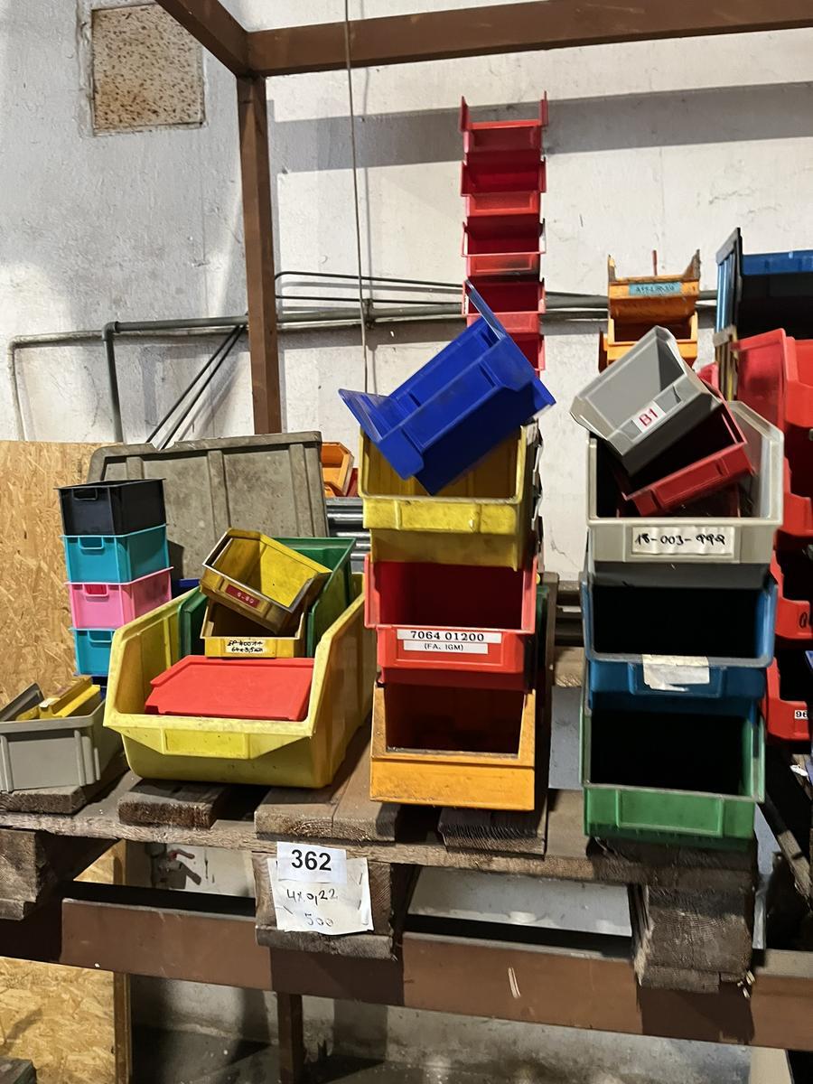 1 Palette mit PVC Kunststoffschütten?d=2025-06-18 11:51:11