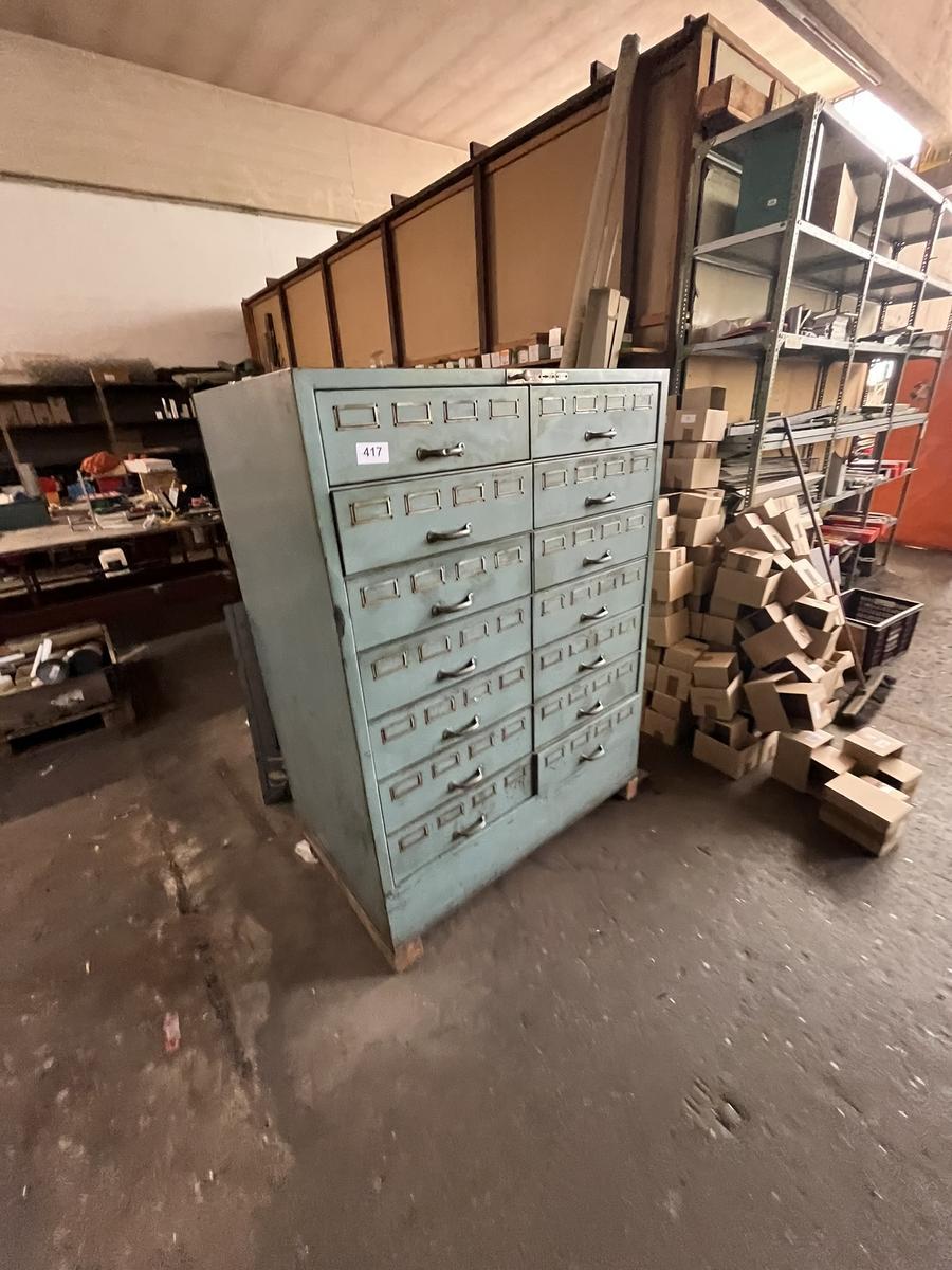 Werkzeugschrank mit 14 Auszugsladen, OHNE Inhalt, ca. 115x78x150cm?d=2025-06-18 12:15:43