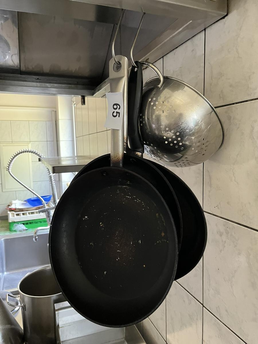 diverse Pfannen
