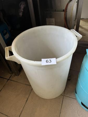 Kunststoffbehälter 50 cm mit 40 cm Durchmesser Kunststoffbehälter 50 cm mit 40 cm Durchmesser