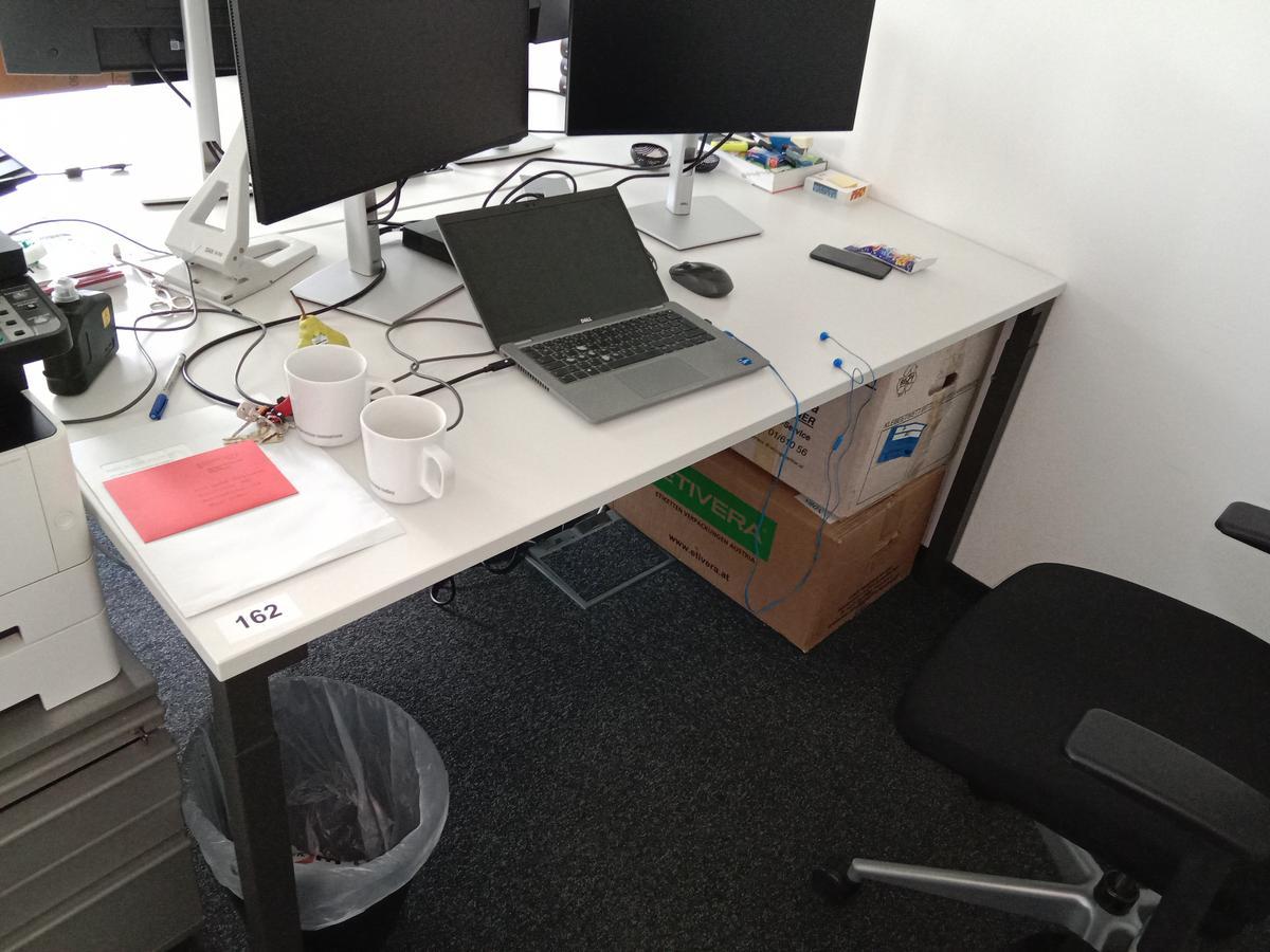Schreibtisch Steelcase 160 x 80 cm