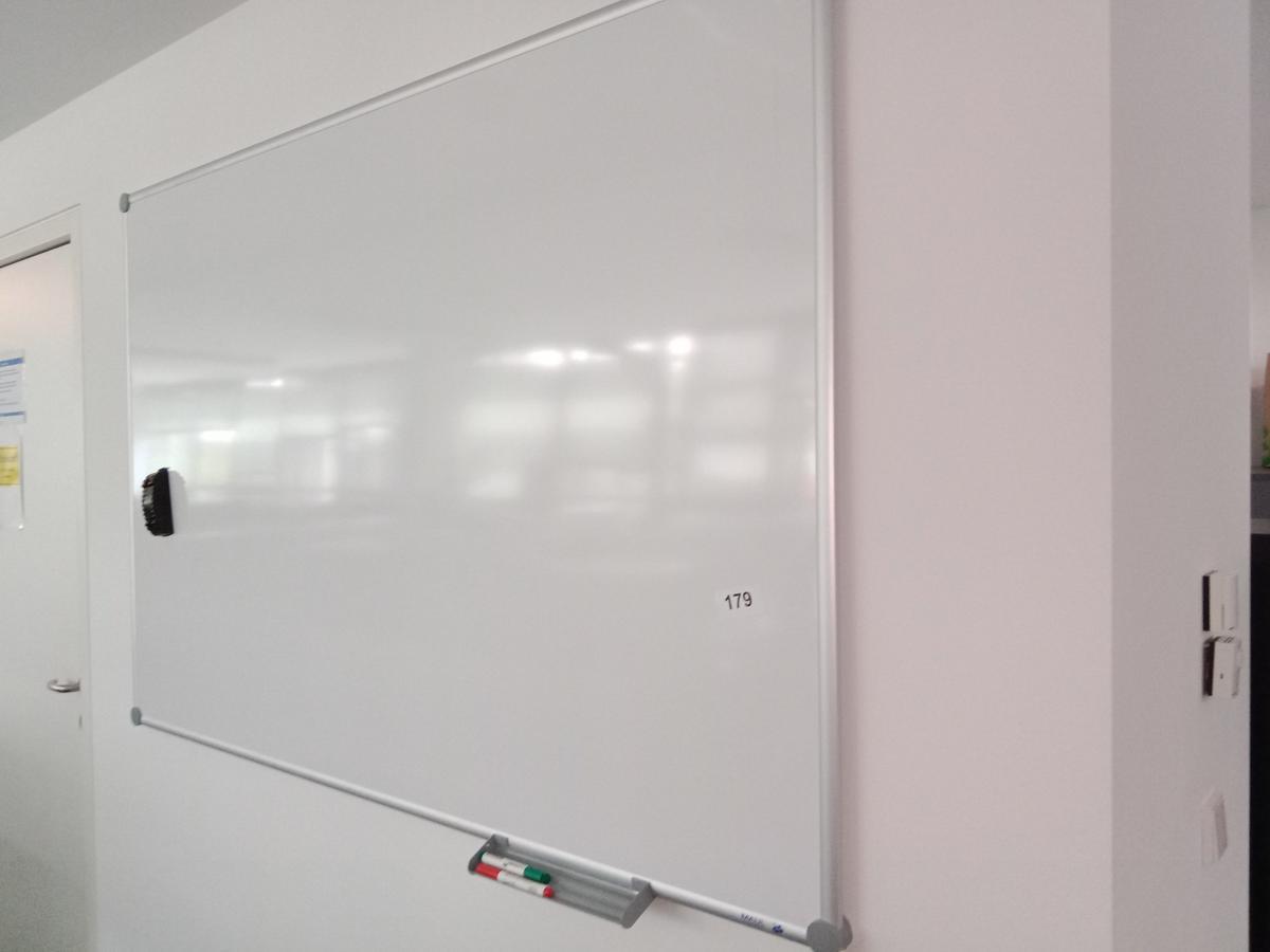 Whiteboard 120/200 cm
