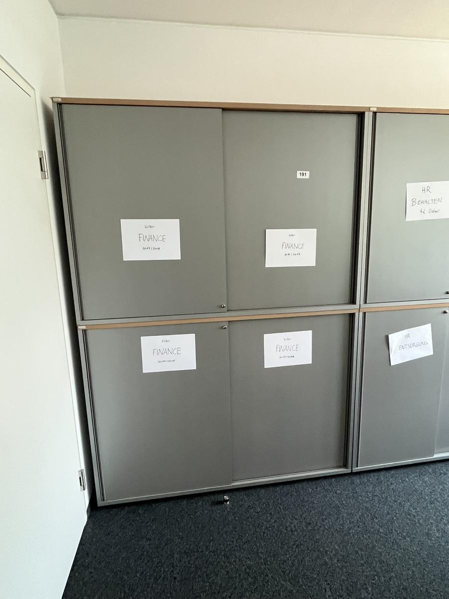 HALI Aktenschrank ca. 160/45/230 cm?d=2025-06-16 06:13:00