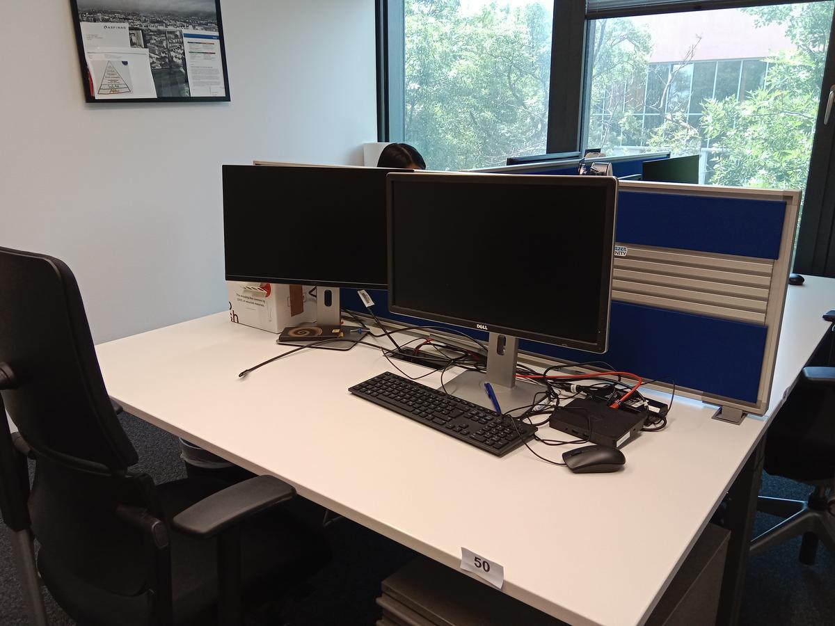 Steelcase Schreibtisch 160/80 cm