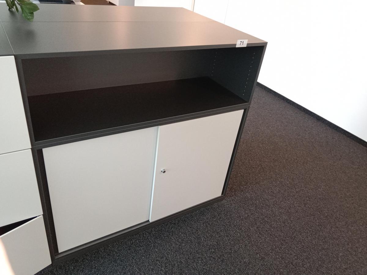 Steelcase Aktenschrank ca. 120/45/115 cm?d=2025-06-16 12:42:54