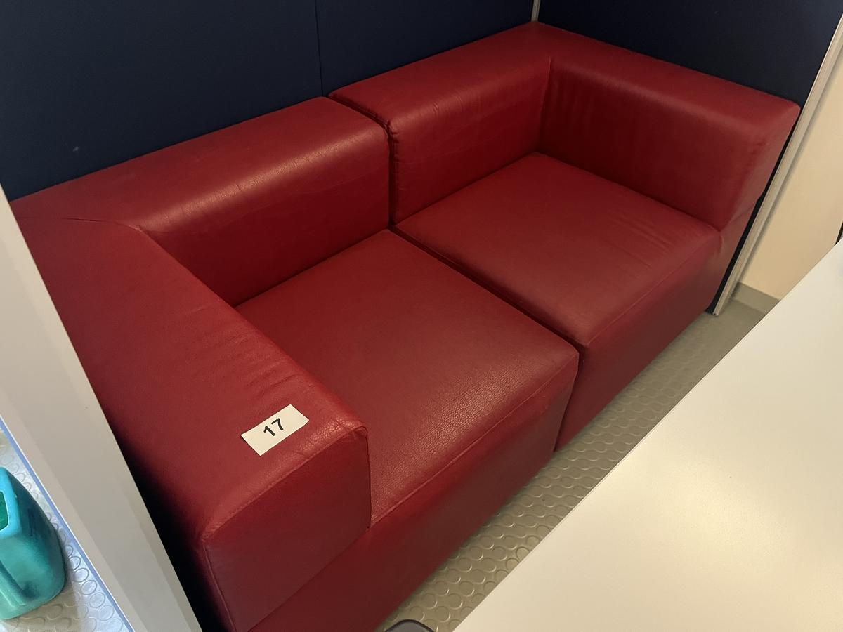 2teilige Sitzbankgruppe rot?d=2025-06-16 10:22:45