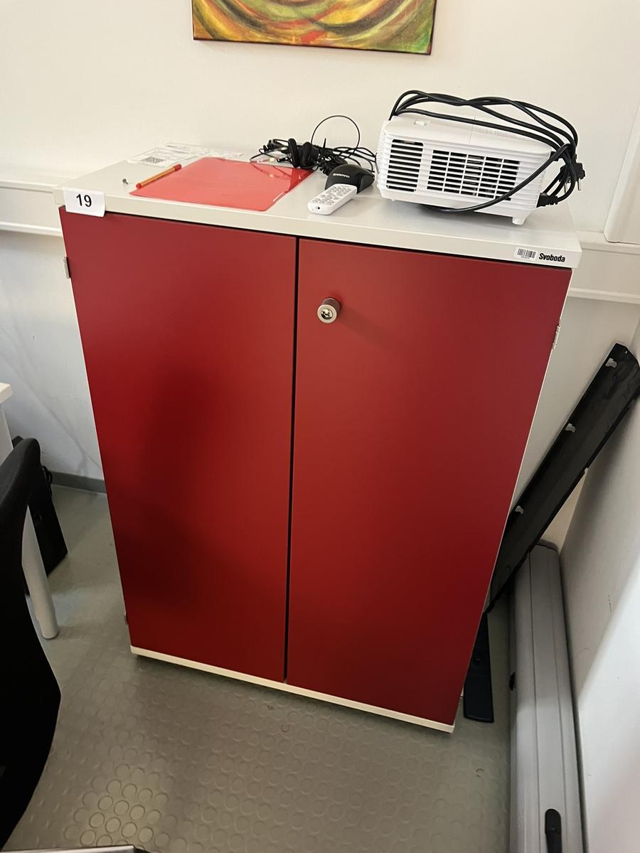 Svoboda Aktenschrank ca. 80 x 110 cm mit Doppeltüre?d=2025-06-16 10:32:30