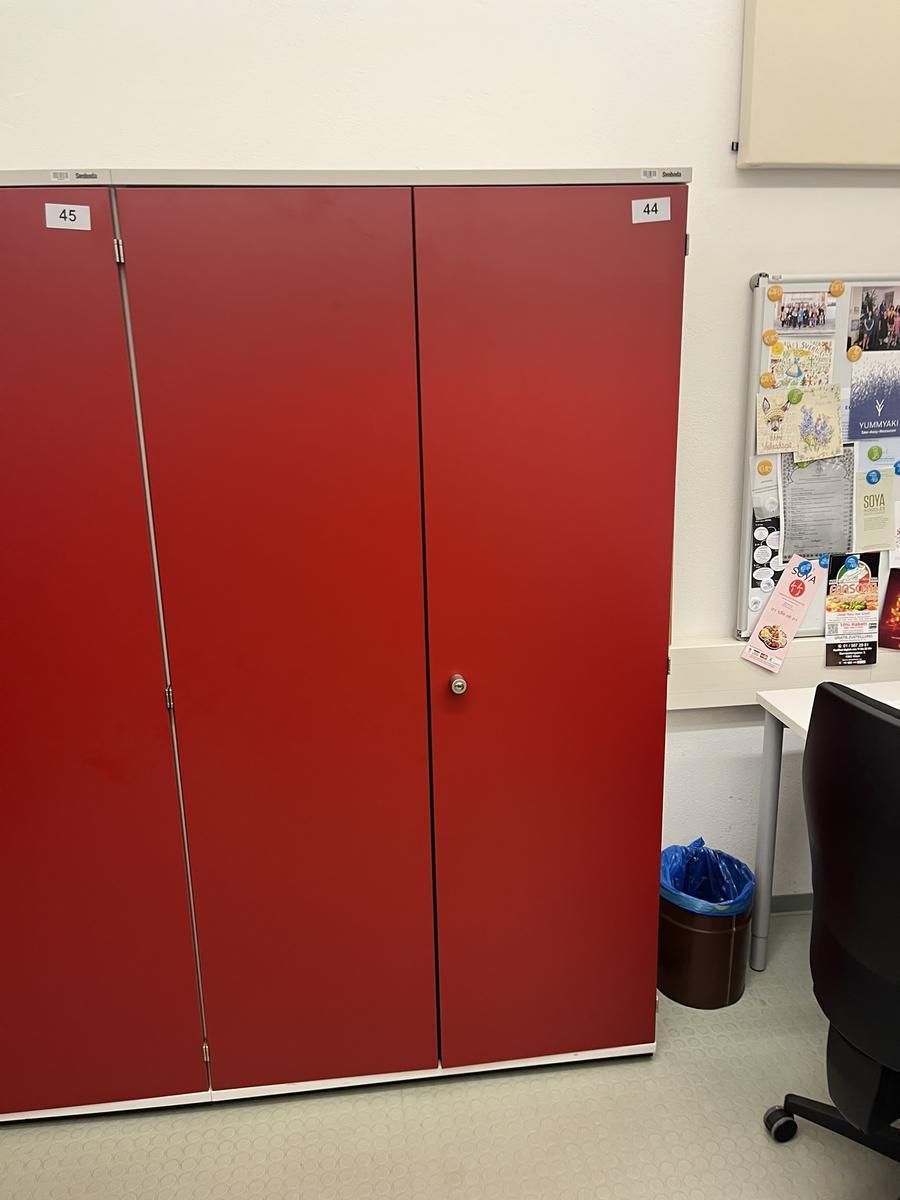 Doppeltür Aktenschrank Svoboda?d=2025-06-16 10:28:46