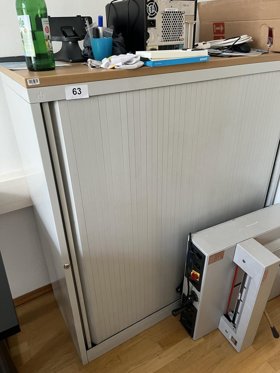 Aktenschrank mit Rollotüre?d=2025-06-16 19:29:04