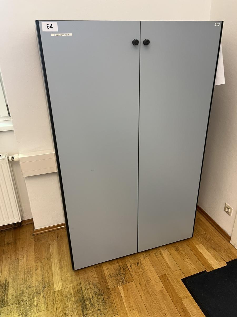 Aktenschrank mit Doppeltüre?d=2025-06-16 19:42:44