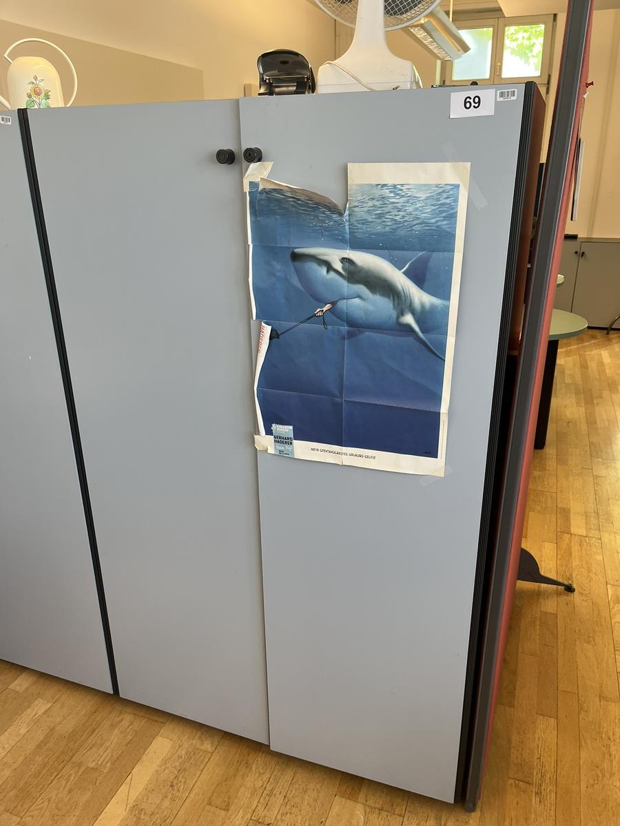 Aktenschrank mit Doppeltüre?d=2025-06-16 19:33:15