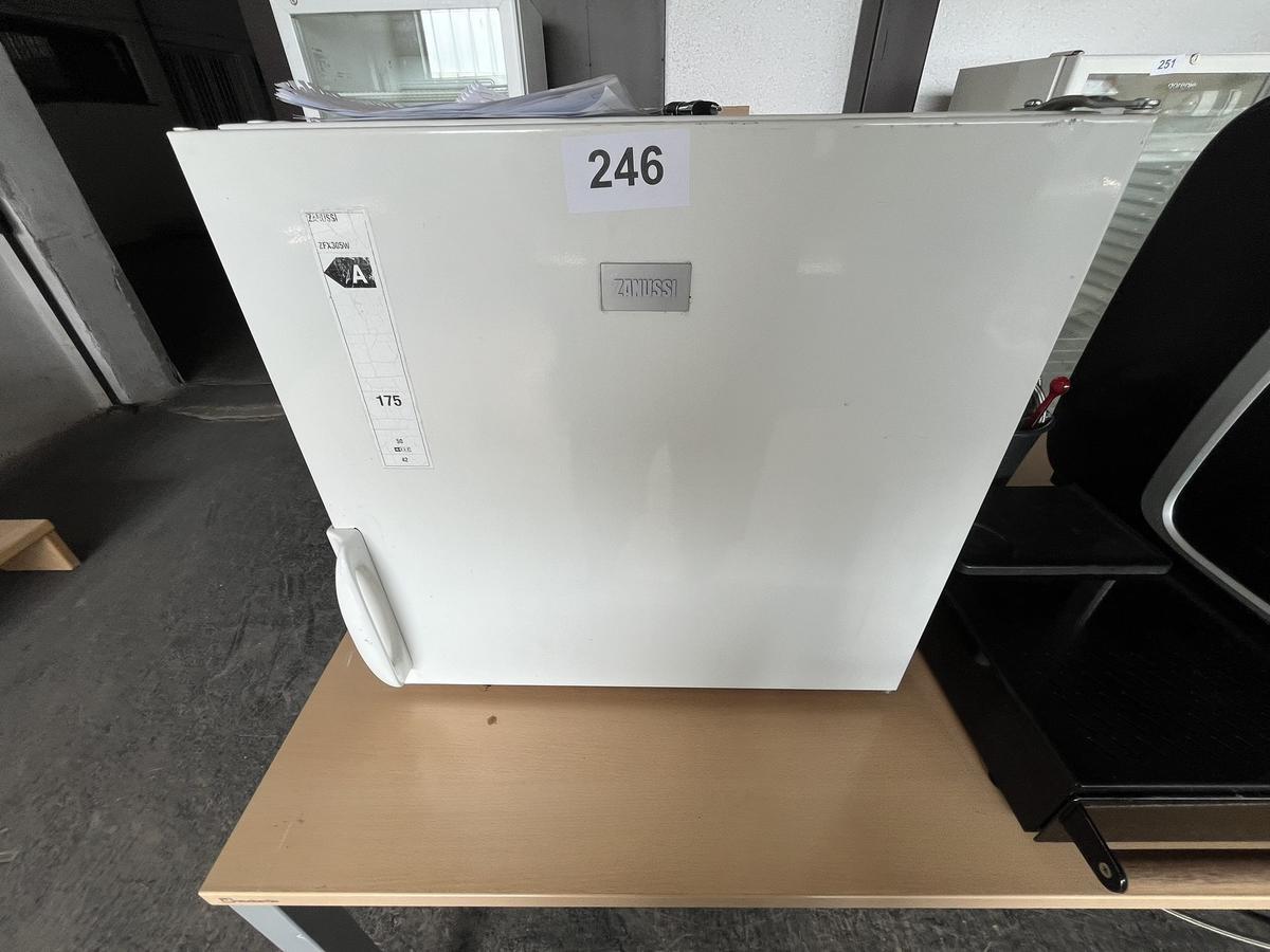 Zanussi ZFX305W?d=2025-06-17 07:15:11