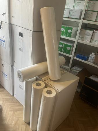 Liegenabdeckungen zweilagig 50 cm, 9 Rollen a 46 m Liegenabdeckungen zweilagig 50 cm, 9 Rollen a 46 m