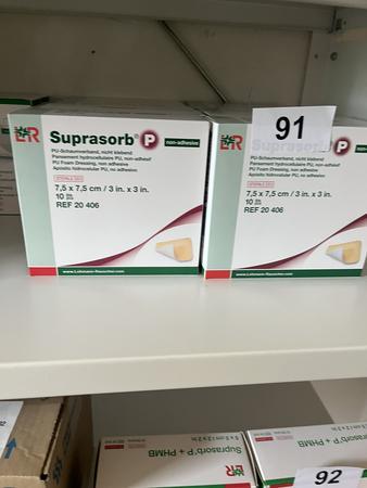 10 Packungen a 10 Stück Suprasorb P PU-Schaumverband, nicht klebend 7,5 x 7,5 cm 10 Packungen a 10 Stück Suprasorb P PU-Schaumverband, nicht klebend 7,5 x 7,5 cm