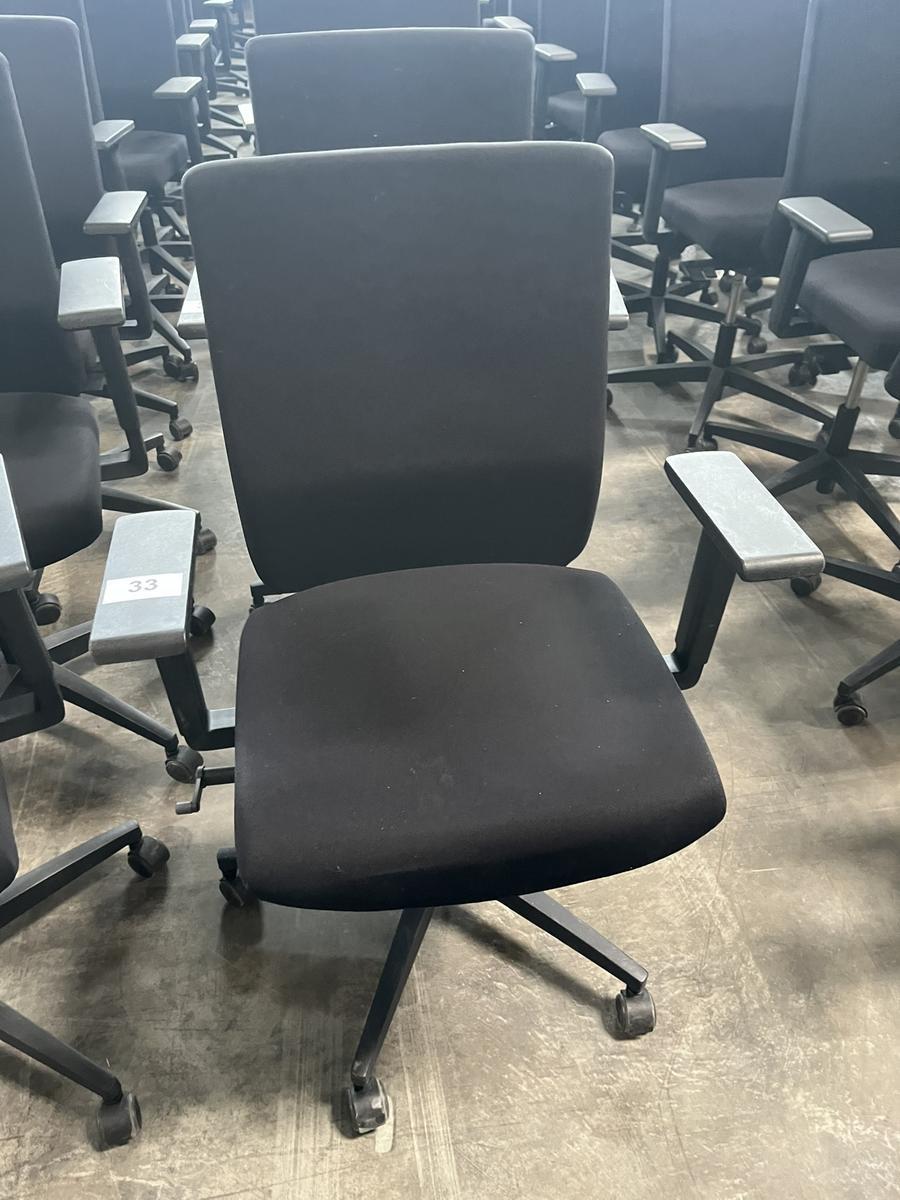 VIASIT - Neudörfler ergonomischer Bürodrehstuhl, schwarz, mit Armlehnen, Neigung, höhenverstellbar