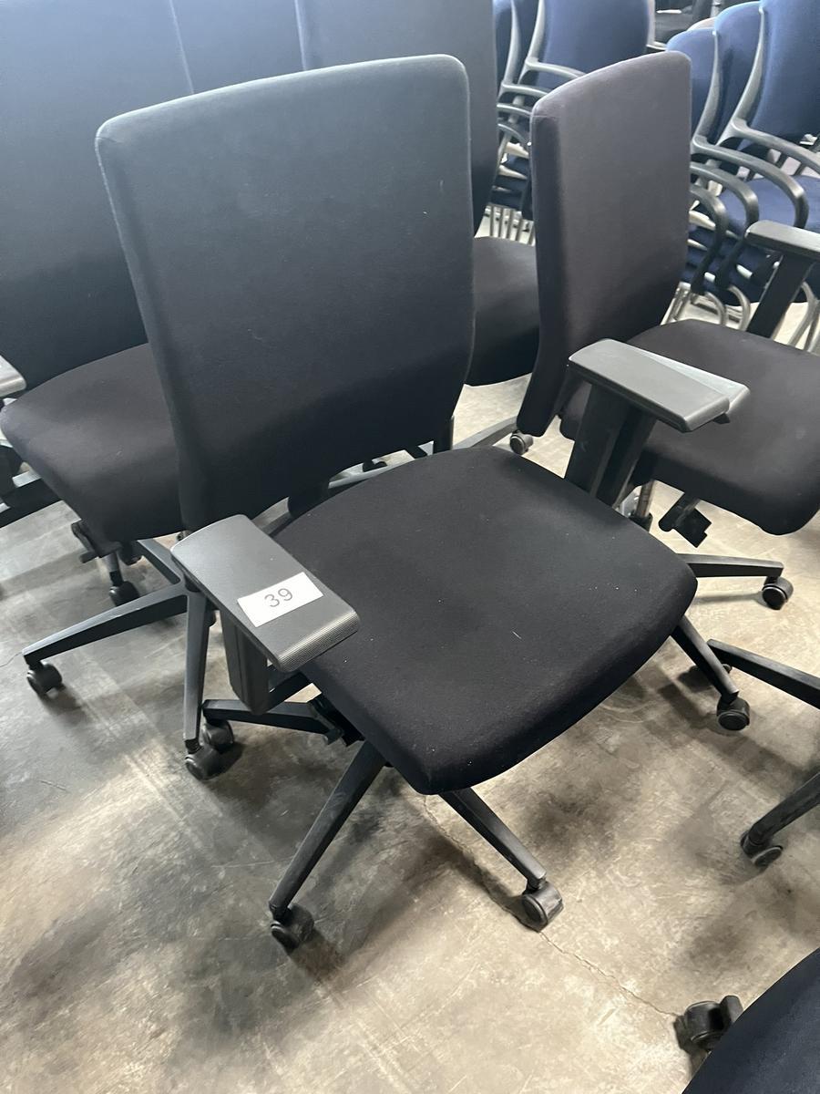 VIASIT - Neudörfler ergonomischer Bürodrehstuhl, schwarz, mit Armlehnen, Neigung, höhenverstellbar