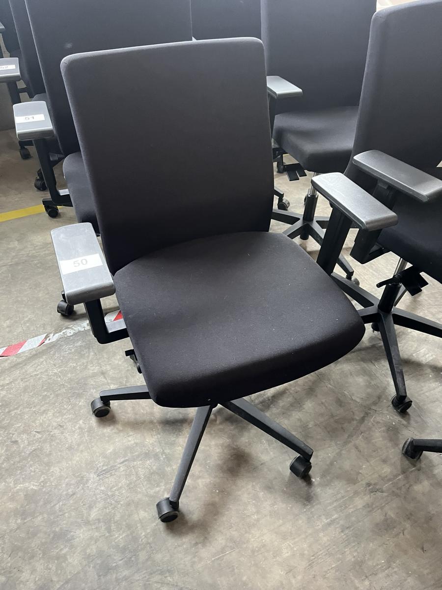 VIASIT - Neudörfler ergonomischer Bürodrehstuhl, schwarz, mit Armlehnen, Neigung, höhenverstellbar