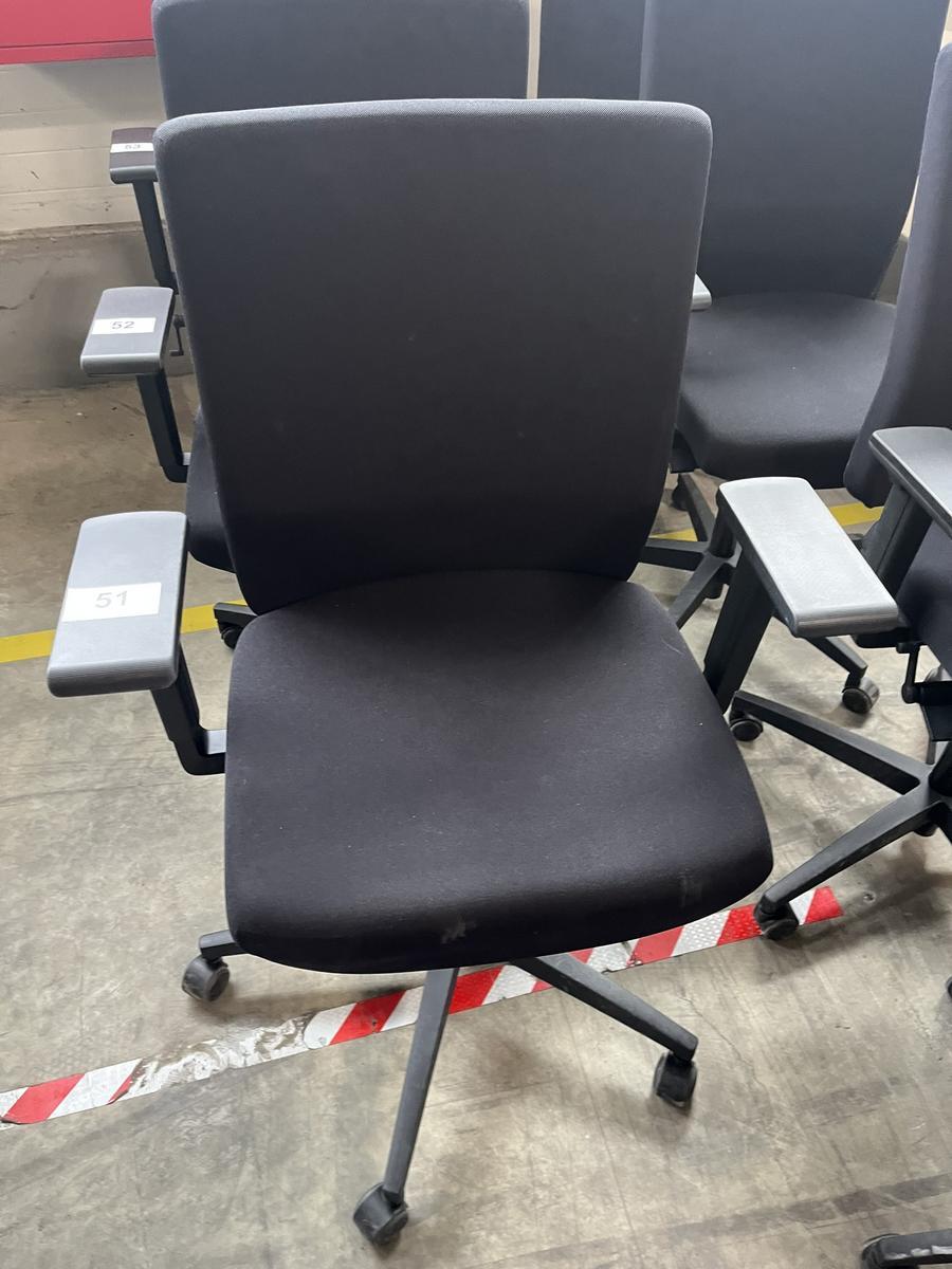 VIASIT - Neudörfler ergonomischer Bürodrehstuhl, schwarz, mit Armlehnen, Neigung, höhenverstellbar