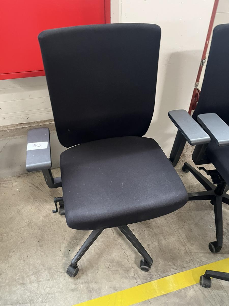 VIASIT - Neudörfler ergonomischer Bürodrehstuhl, schwarz, mit Armlehnen, Neigung, höhenverstellbar