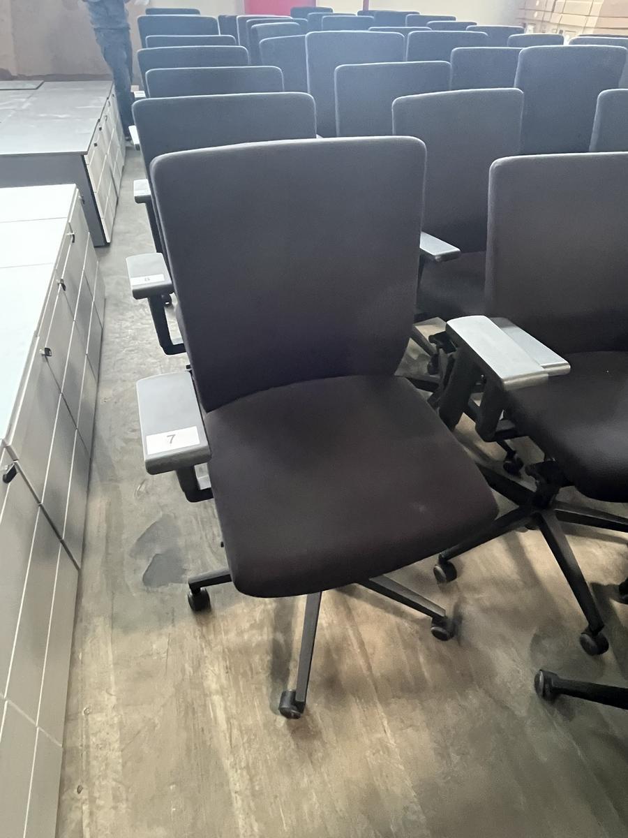 VIASIT - Neudörfler ergonomischer Bürodrehstuhl, schwarz, mit Armlehnen, Neigung, höhenverstellbar