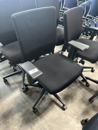 VIASIT - Neudörfler ergonomischer Bürodrehstuhl, schwarz, mit Armlehnen, Neigung, höhenverstellbar VIASIT - Neudörfler ergonomischer Bürodrehstuhl, schwarz, mit Armlehnen, Neigung, höhenverstellbar