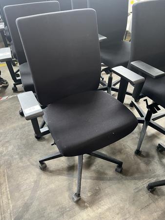 VIASIT - Neudörfler ergonomischer Bürodrehstuhl, schwarz, mit Armlehnen, Neigung, höhenverstellbar VIASIT - Neudörfler ergonomischer Bürodrehstuhl, schwarz, mit Armlehnen, Neigung, höhenverstellbar
