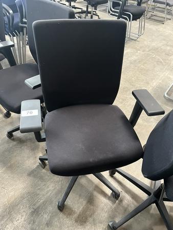 VIASIT - Neudörfler ergonomischer Bürodrehstuhl, schwarz, mit Armlehnen, Neigung, höhenverstellbar VIASIT - Neudörfler ergonomischer Bürodrehstuhl, schwarz, mit Armlehnen, Neigung, höhenverstellbar