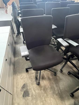 VIASIT - Neudörfler ergonomischer Bürodrehstuhl, schwarz, mit Armlehnen, Neigung, höhenverstellbar VIASIT - Neudörfler ergonomischer Bürodrehstuhl, schwarz, mit Armlehnen, Neigung, höhenverstellbar