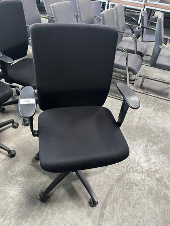 VIASIT - Neudörfler ergonomischer Bürodrehstuhl, schwarz, mit Armlehnen, Neigung, höhenverstellbar VIASIT - Neudörfler ergonomischer Bürodrehstuhl, schwarz, mit Armlehnen, Neigung, höhenverstellbar