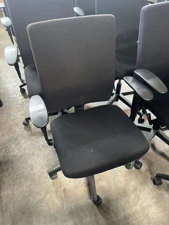 VIASIT - Neudörfler ergonomischer Bürodrehstuhl, schwarz, mit Armlehnen, Neigung, höhenverstellbar VIASIT - Neudörfler ergonomischer Bürodrehstuhl, schwarz, mit Armlehnen, Neigung, höhenverstellbar